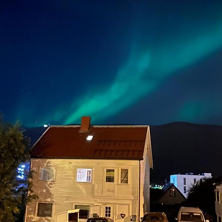 Centrally Located Apartment In Classic Townhouse Tromsø Dış mekan fotoğraf