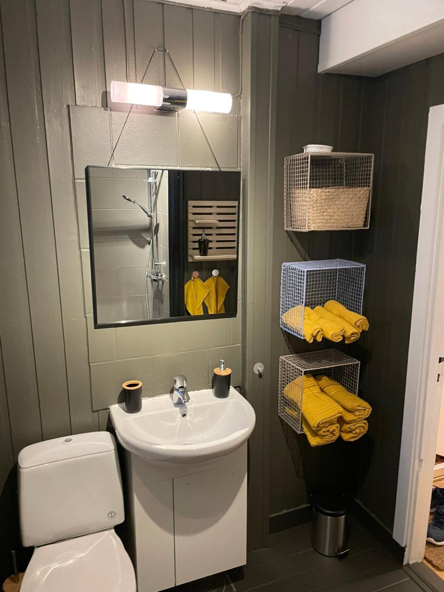 Centrally Located Apartment In Classic Townhouse Tromsø Dış mekan fotoğraf